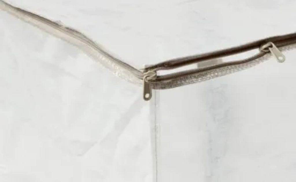 Storage bag zipper close-up